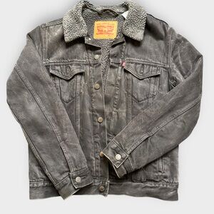 Levi’s Type III black Sherpa Trucker Jacket, sz small